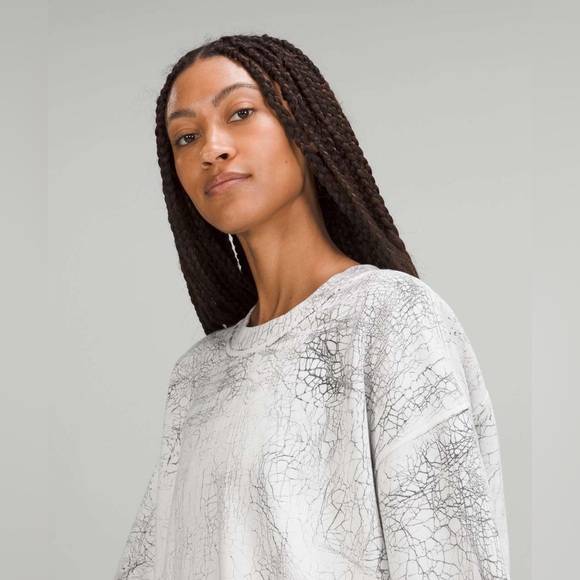 Lululemon Perfectly Oversized Crew Thread Dye White Black 8 - Picture 5 of 16